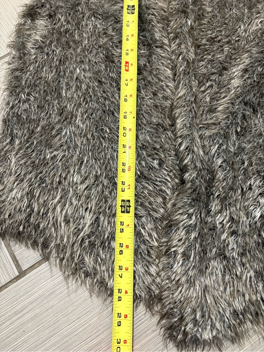 CAbi Gray Faux Fur Vest - Picture 6 of 8